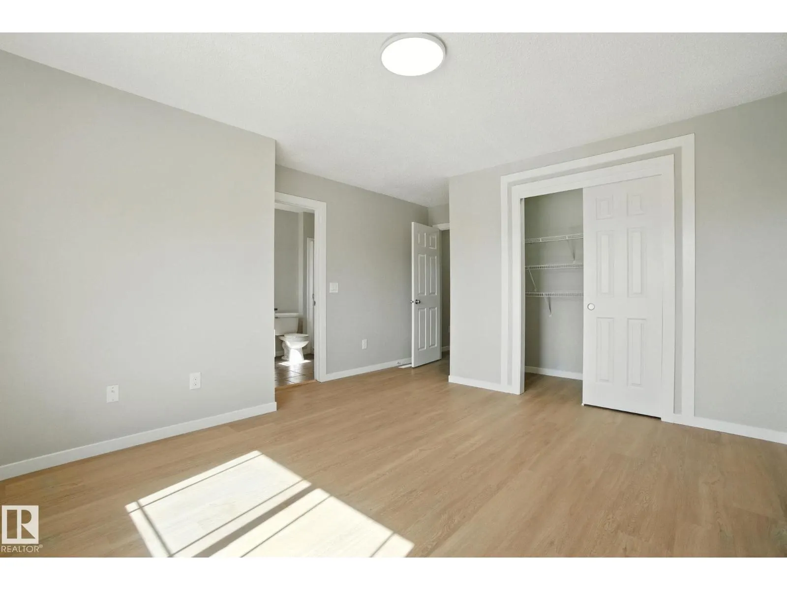 2306 CASSELMAN CR SW SW