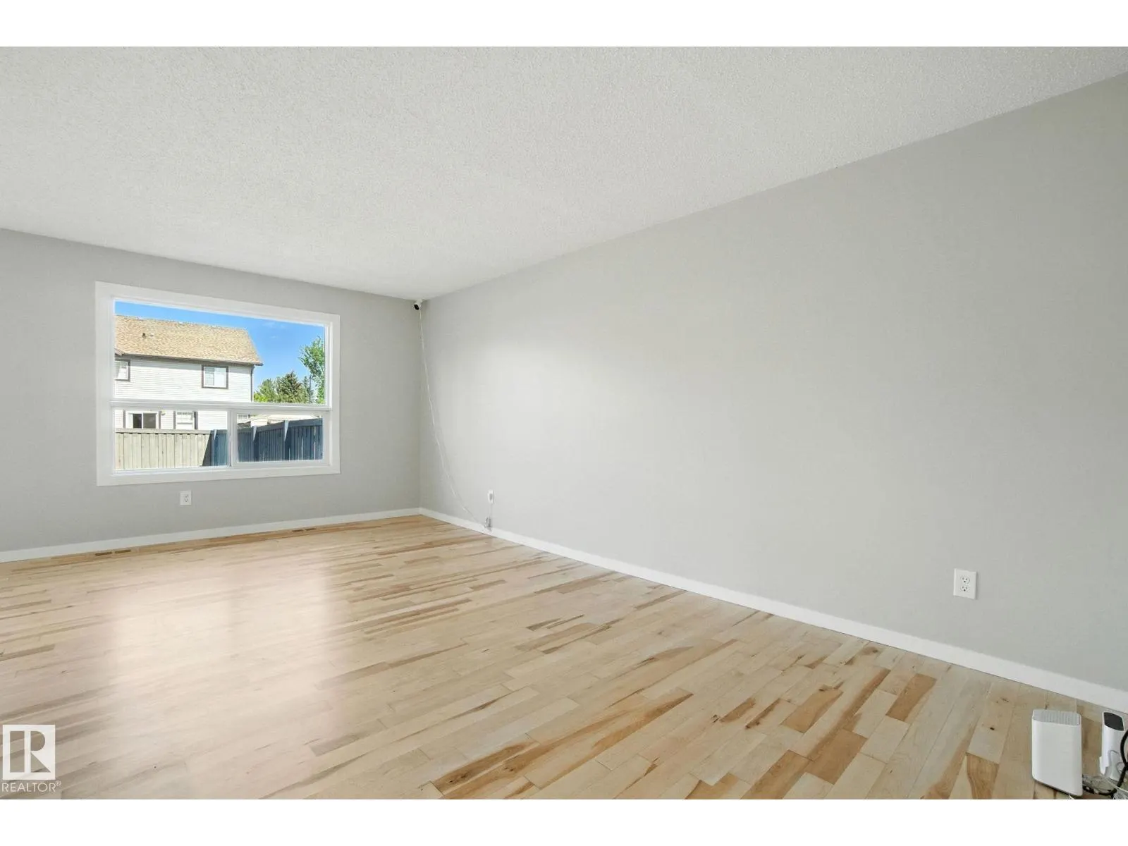 2306 CASSELMAN CR SW SW