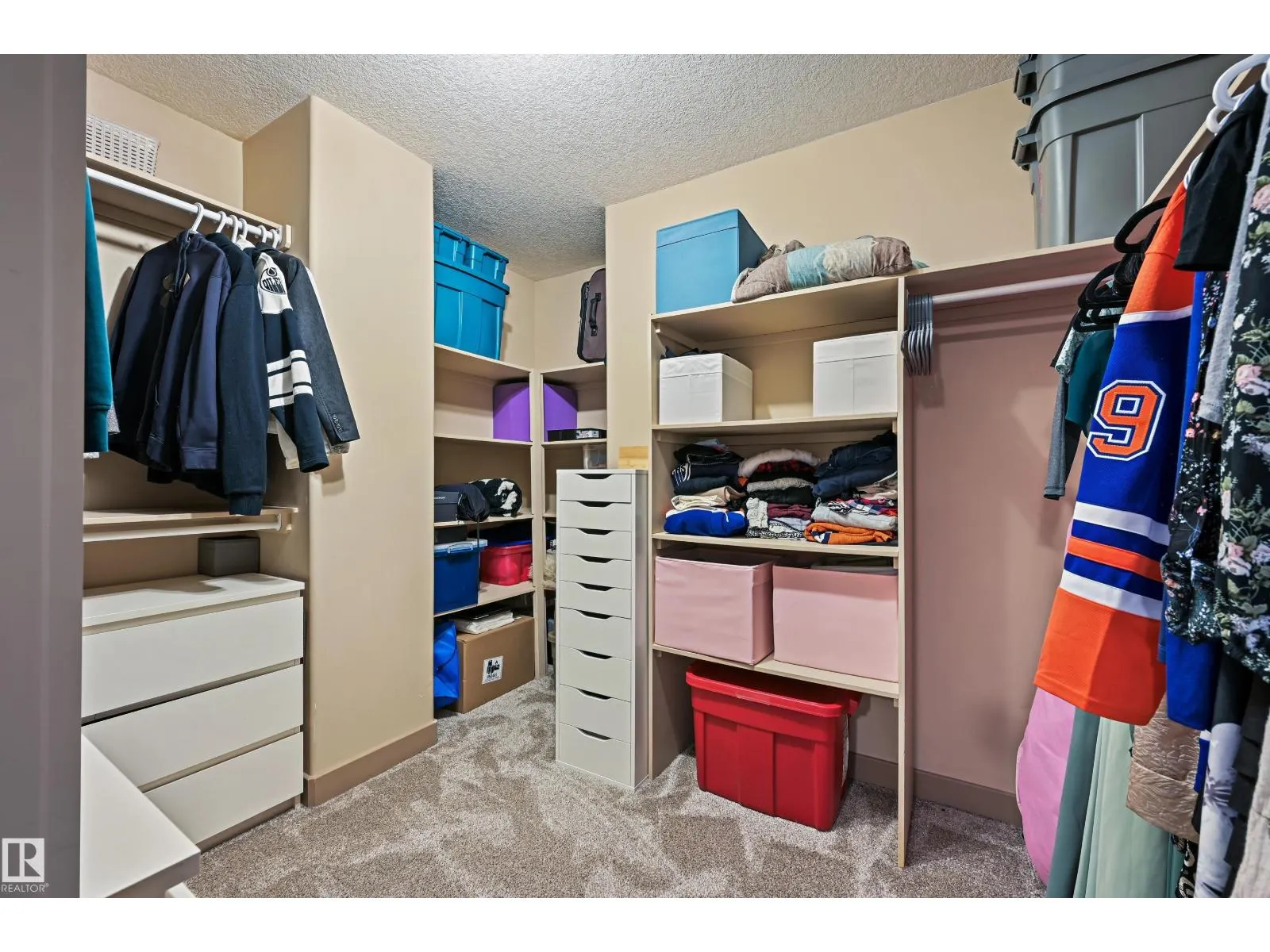 2 KINGSDALE CR