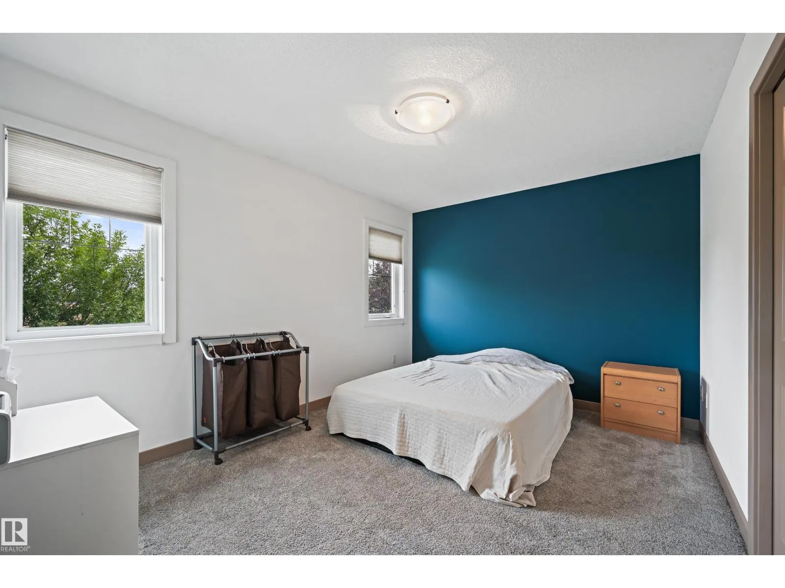 2 KINGSDALE CR
