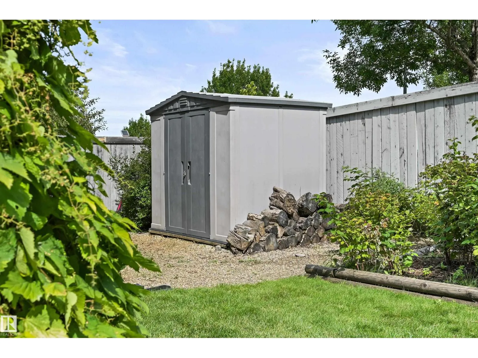 2 KINGSDALE CR