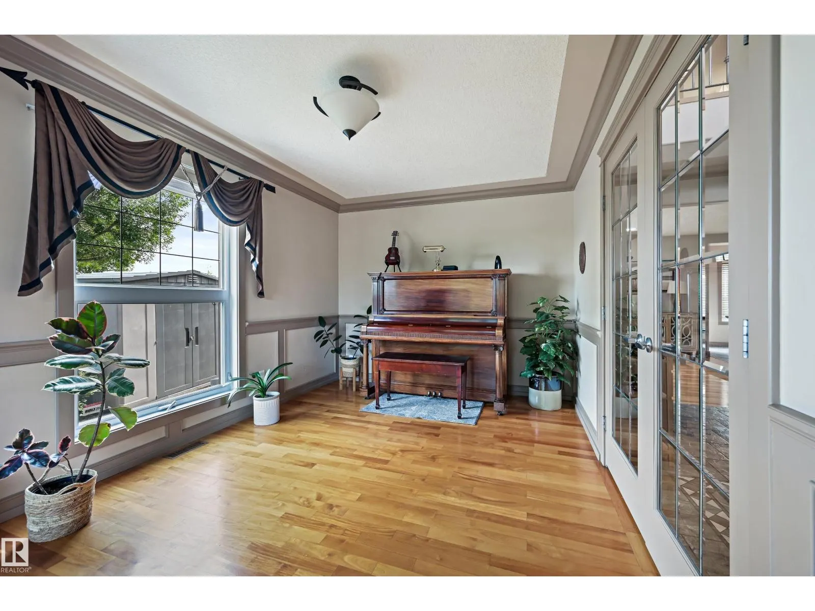 2 KINGSDALE CR