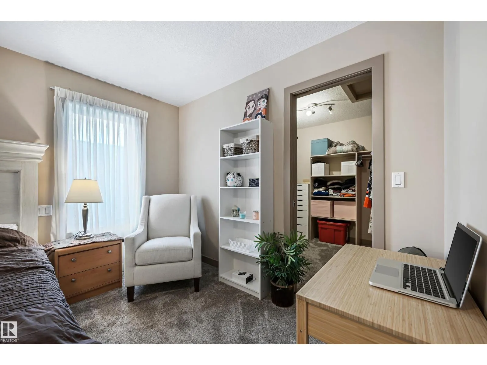2 KINGSDALE CR