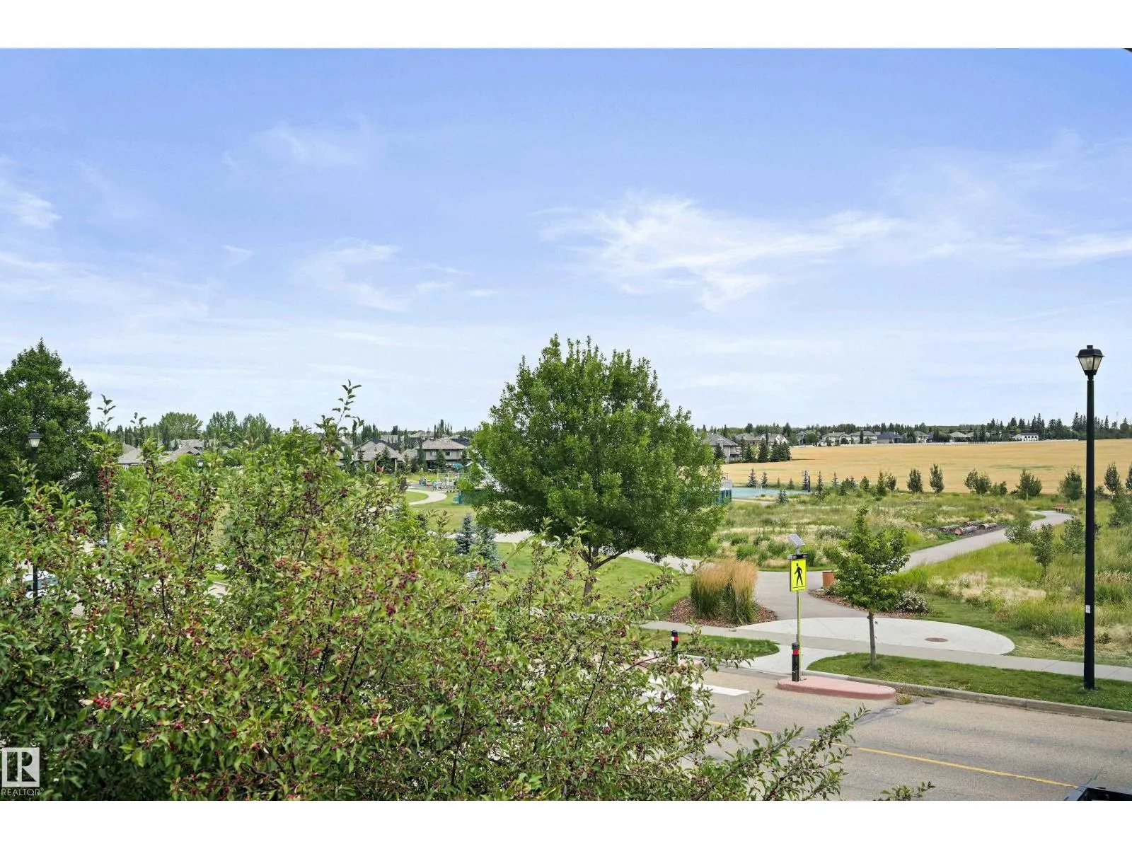 2 KINGSDALE CR
