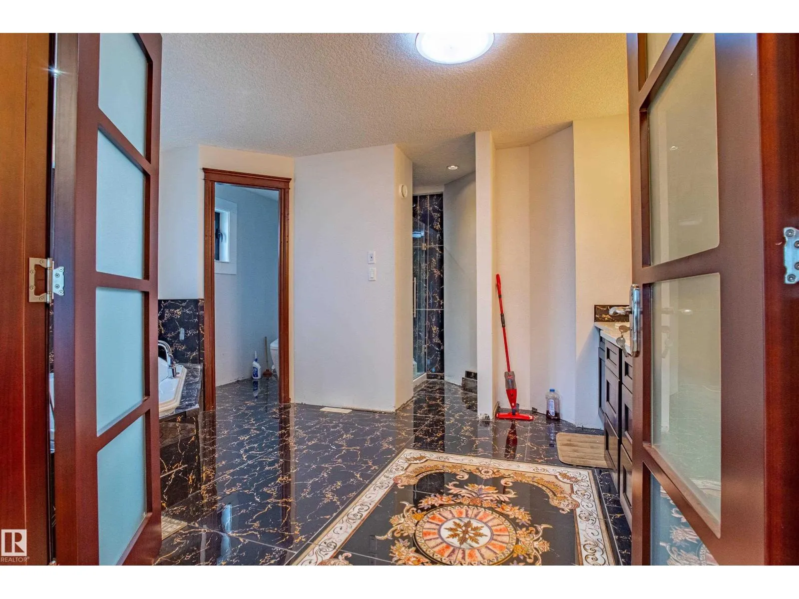 4103 WESTCLIFF HEATH HE SW SW