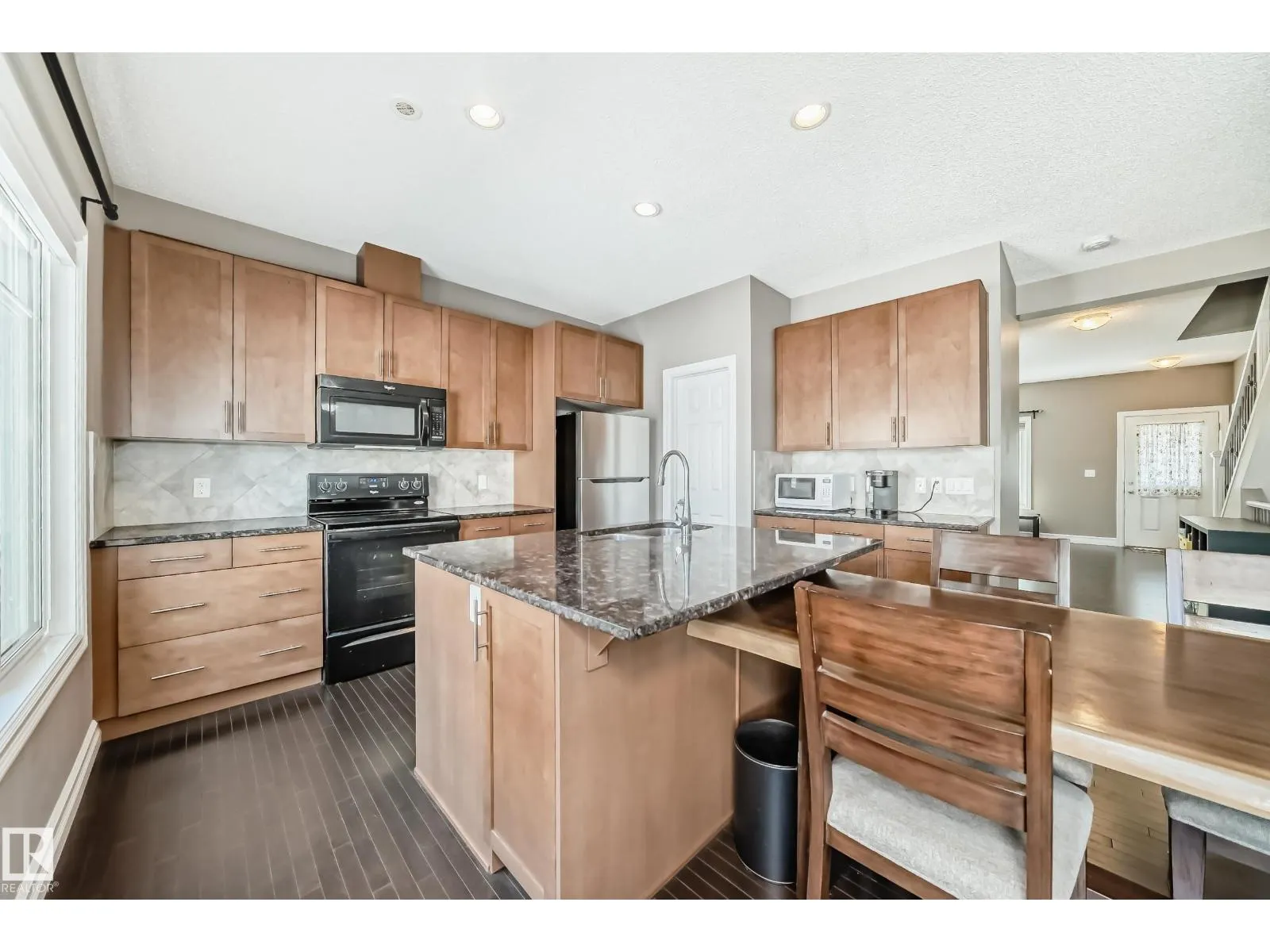 6 2003 Rabbit Hill RD NW NW