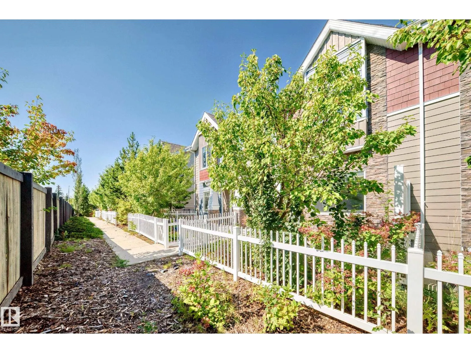 6 2003 Rabbit Hill RD NW NW