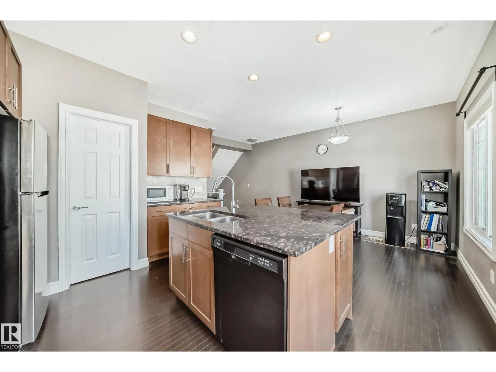 6 2003 Rabbit Hill RD NW NW