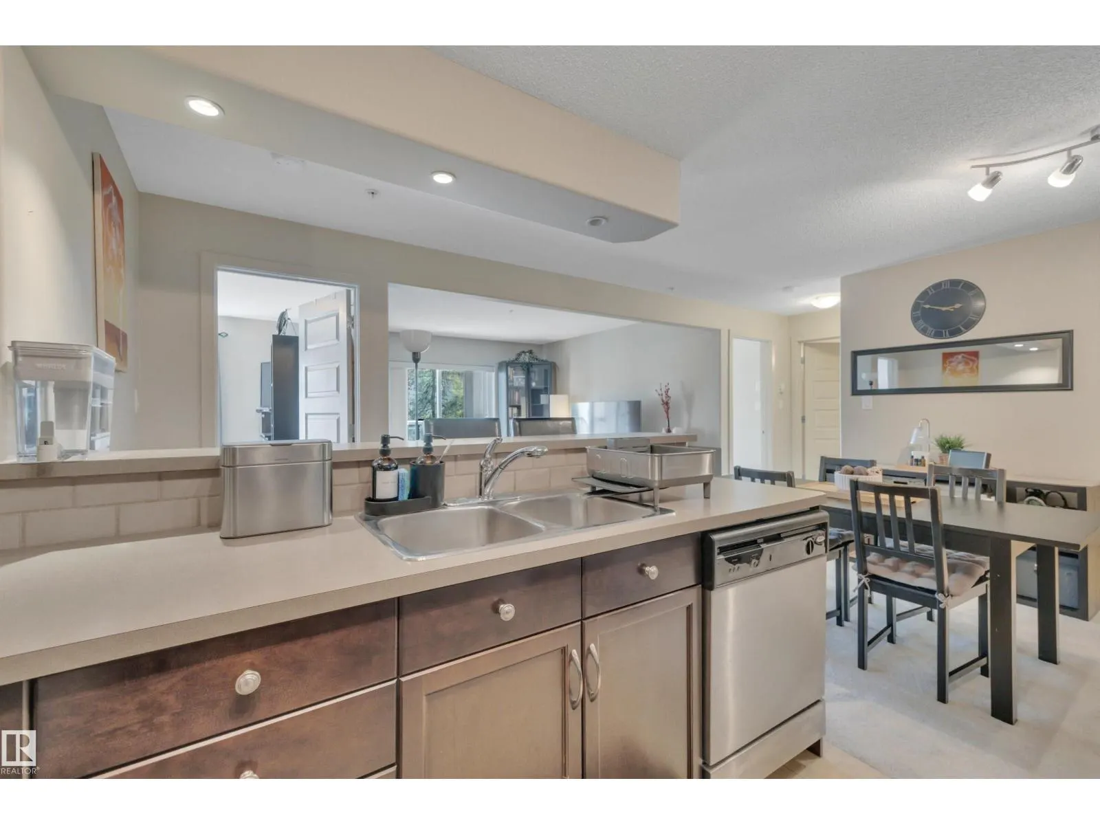 #231 11603 Ellerslie RD SW