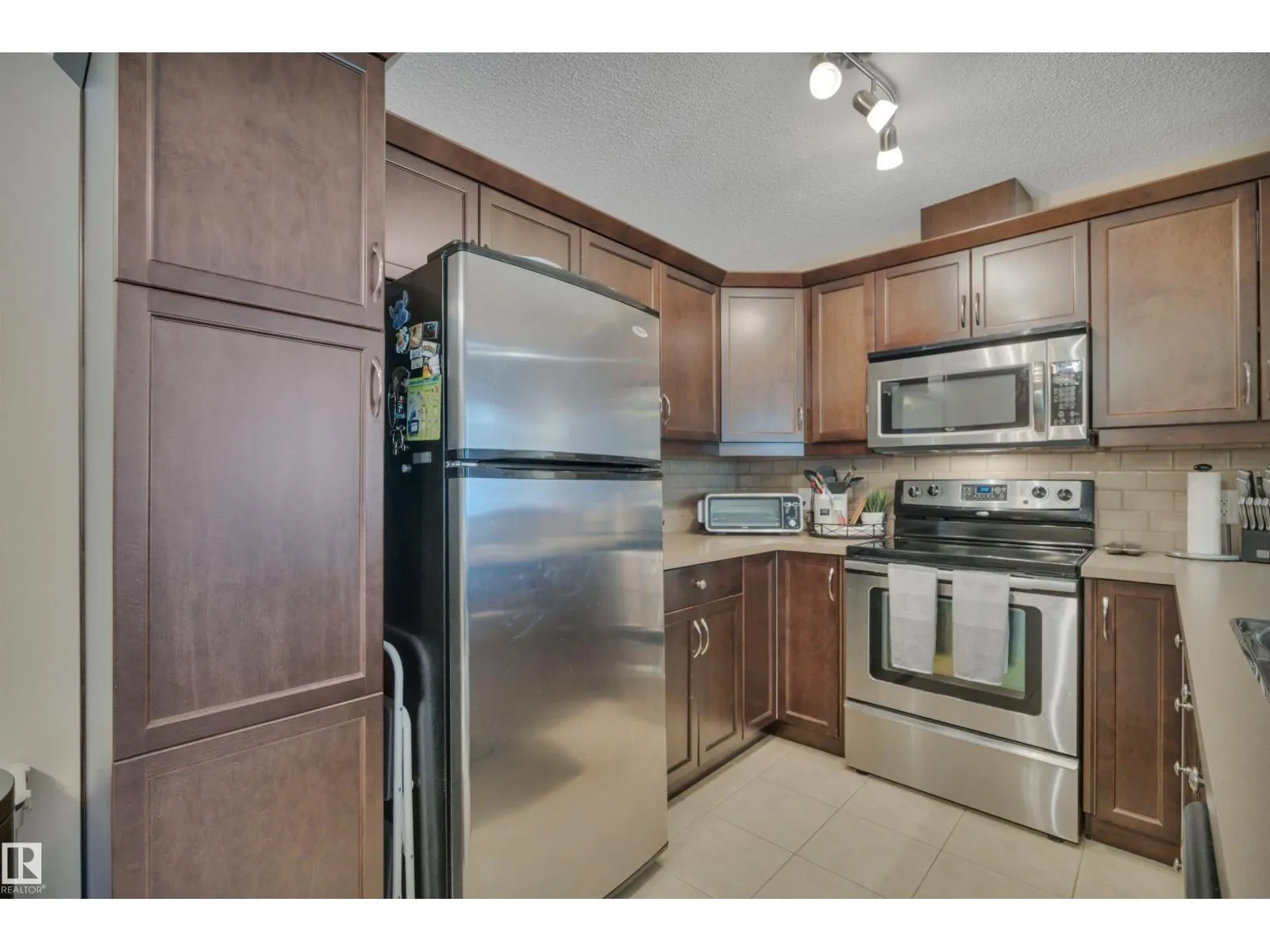 #231 11603 Ellerslie RD SW