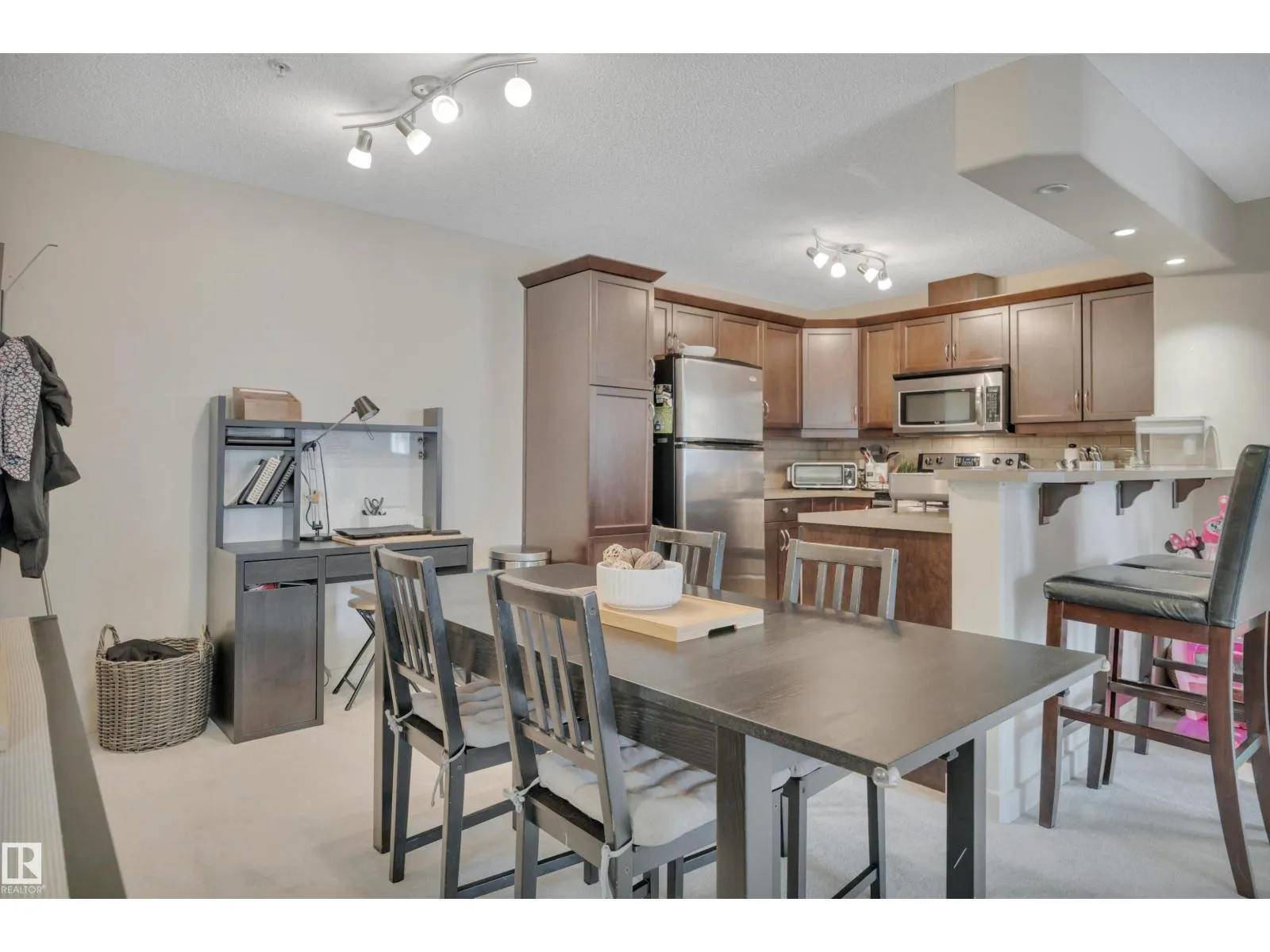 #231 11603 Ellerslie RD SW