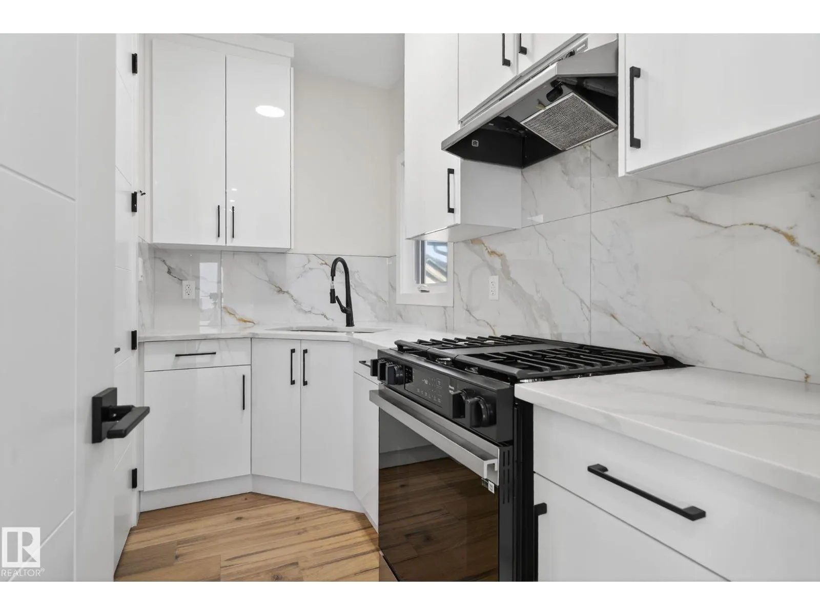 17116 2 ST NW