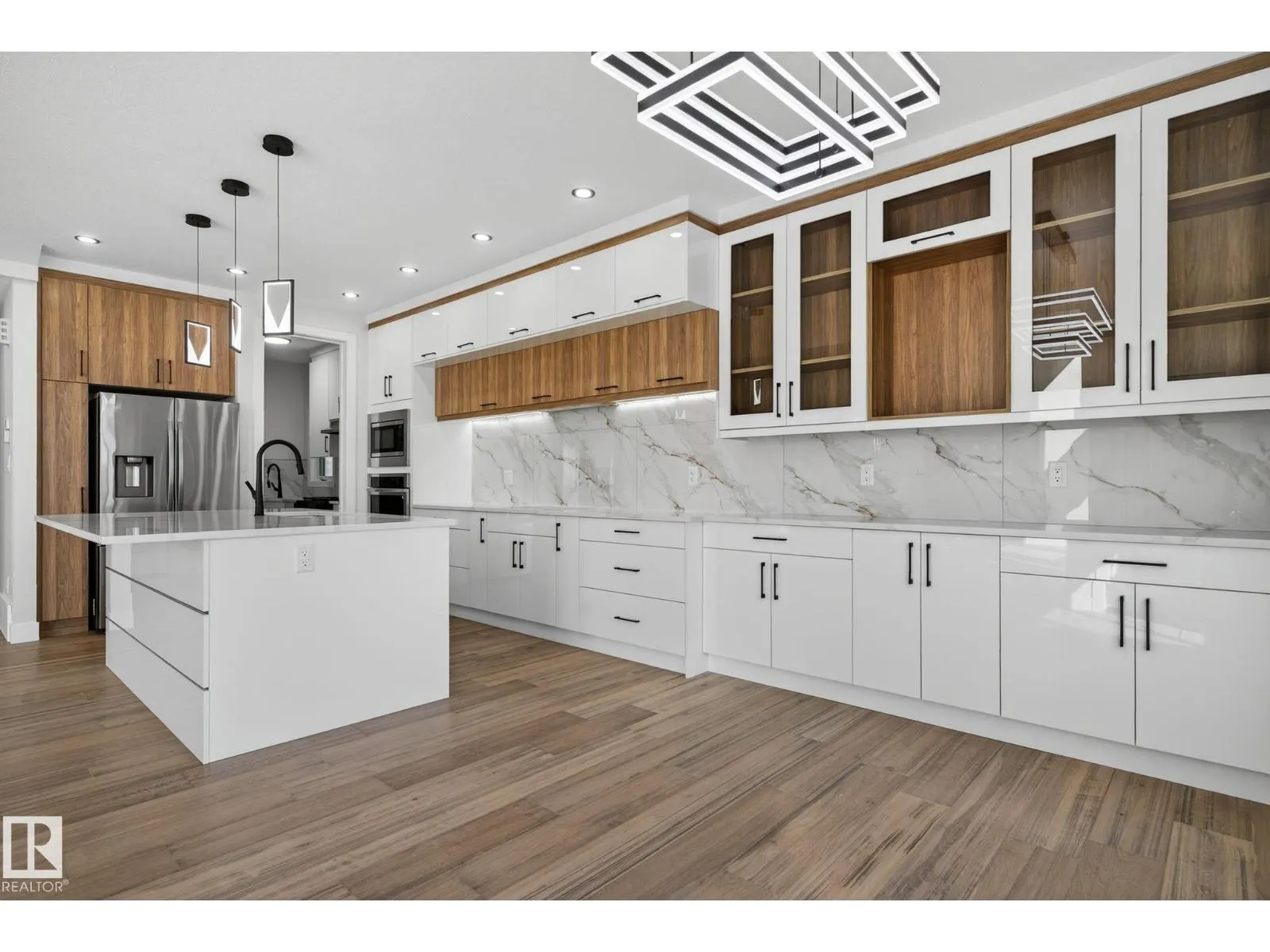 17116 2 ST NW