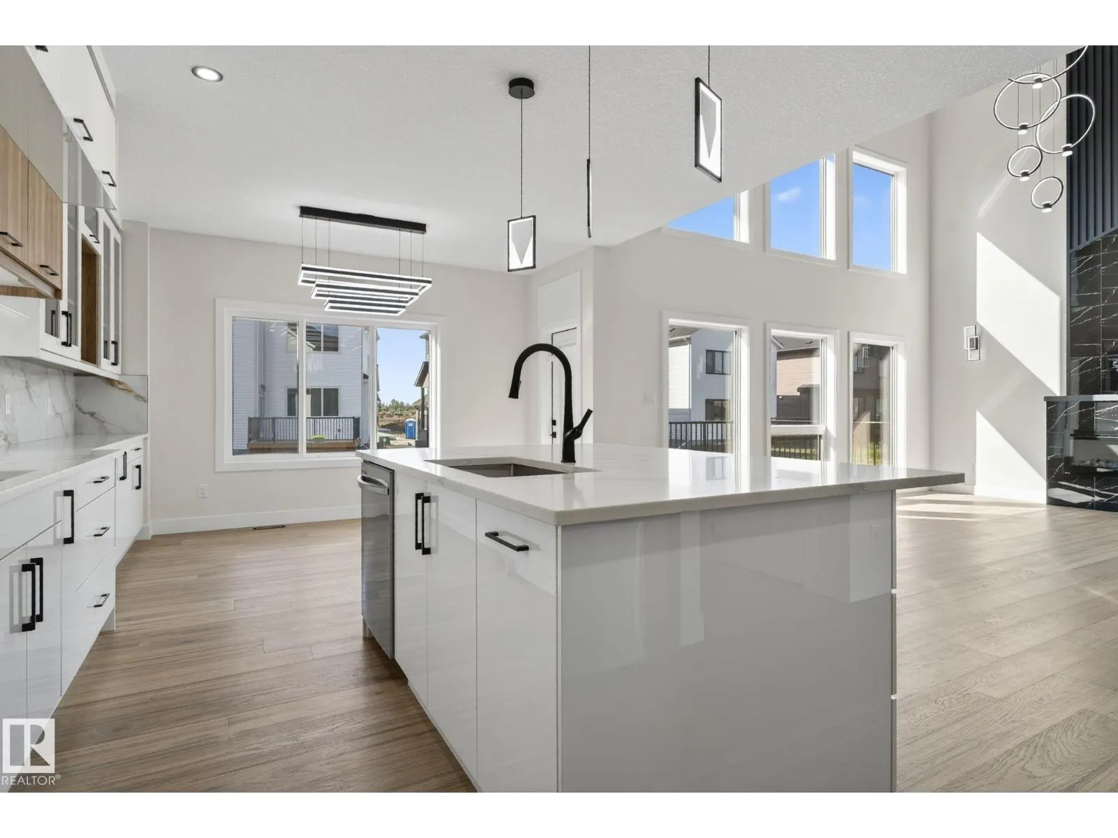 17116 2 ST NW