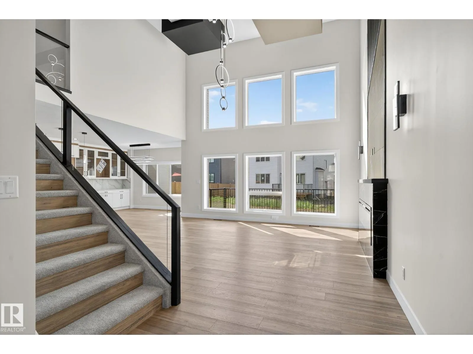 17116 2 ST NW