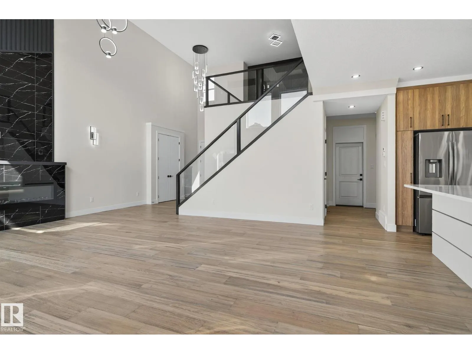 17116 2 ST NW