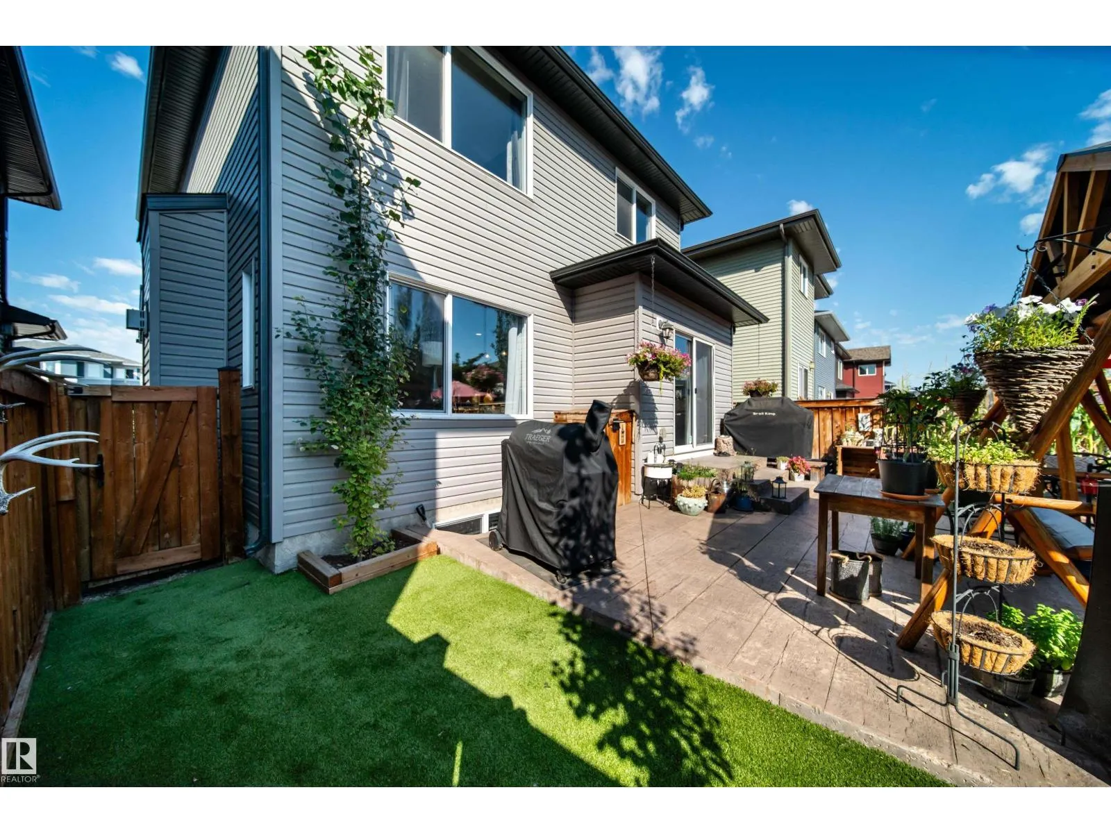 17107 81 ST NW