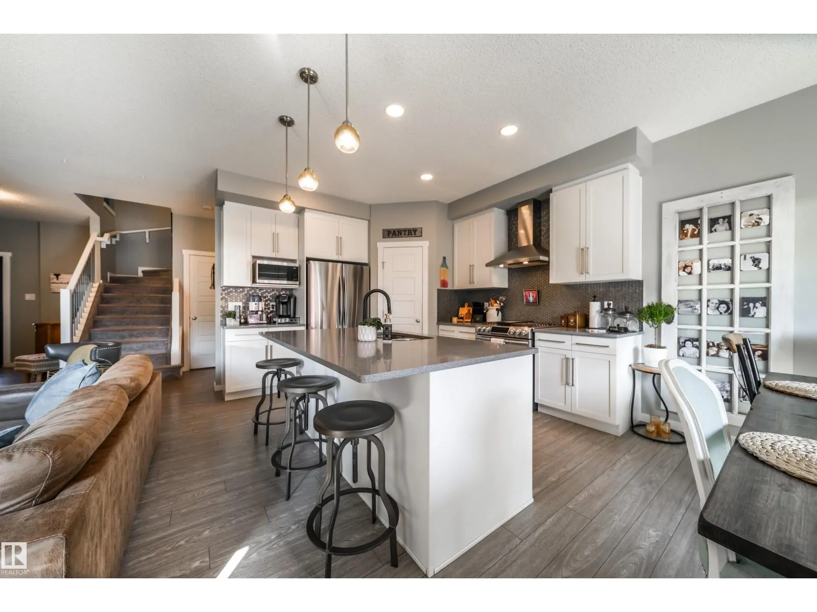 17107 81 ST NW