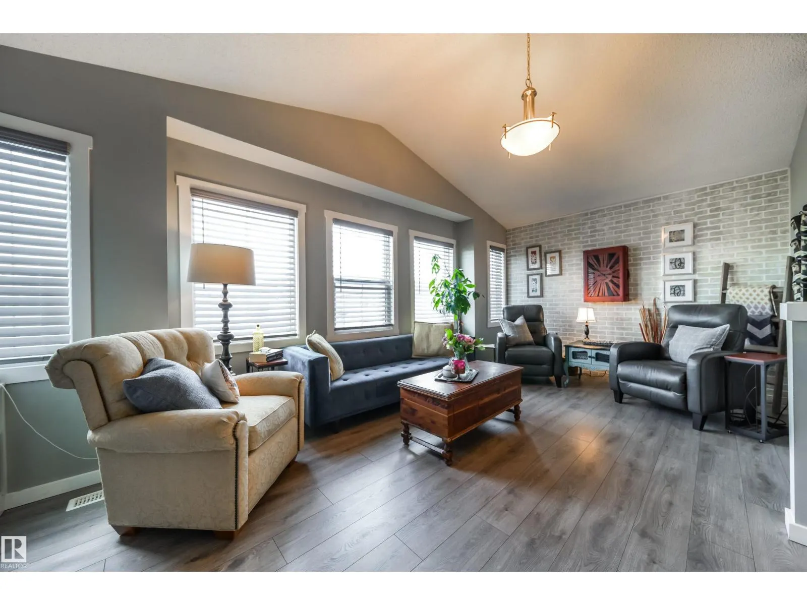 17107 81 ST NW
