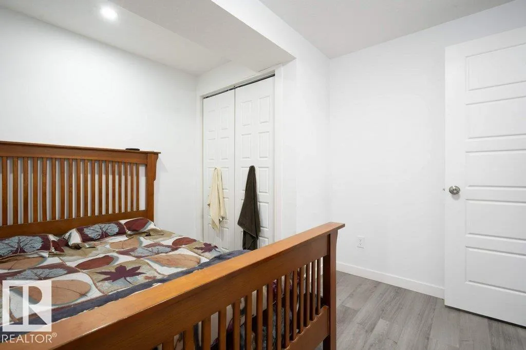 1007 158 ST SW