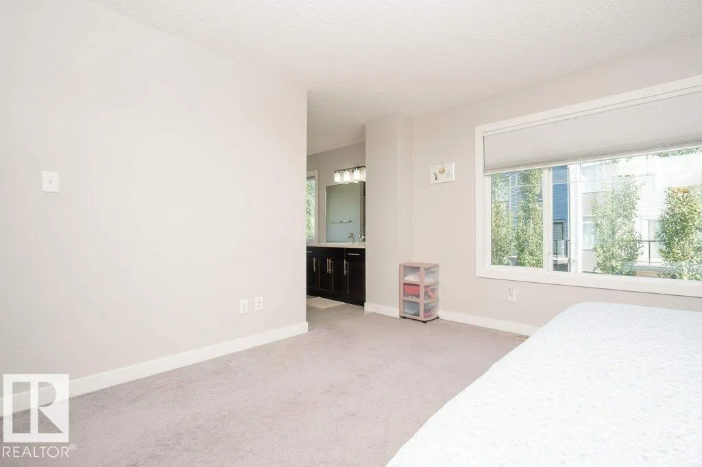 1007 158 ST SW