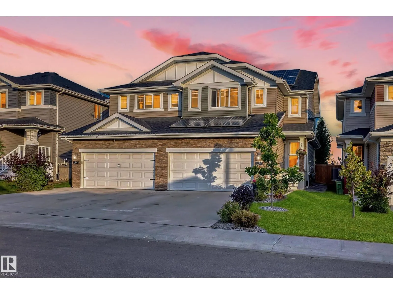 3879 ROBINS CR NW