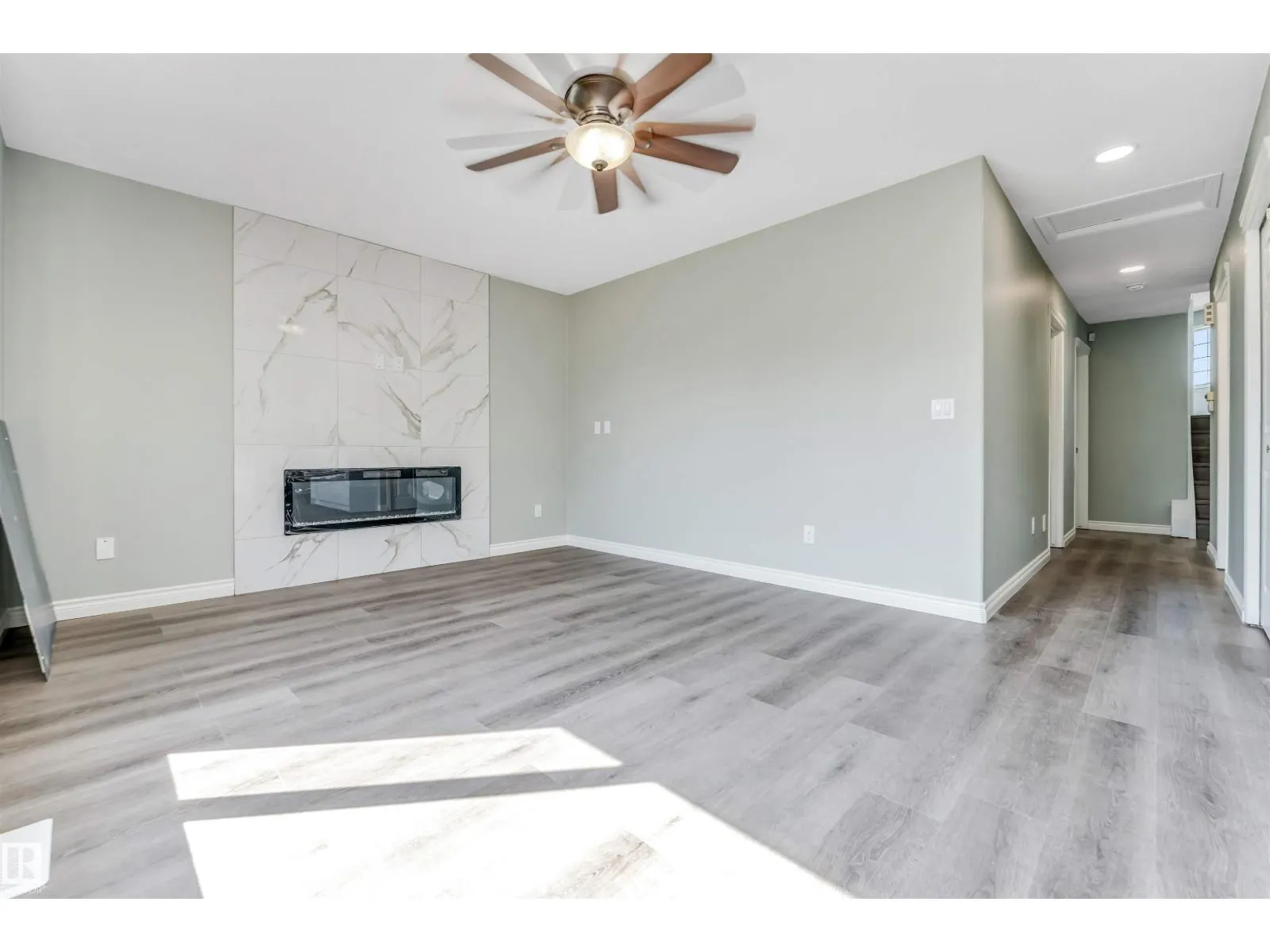 325 Jilling Cres. NW