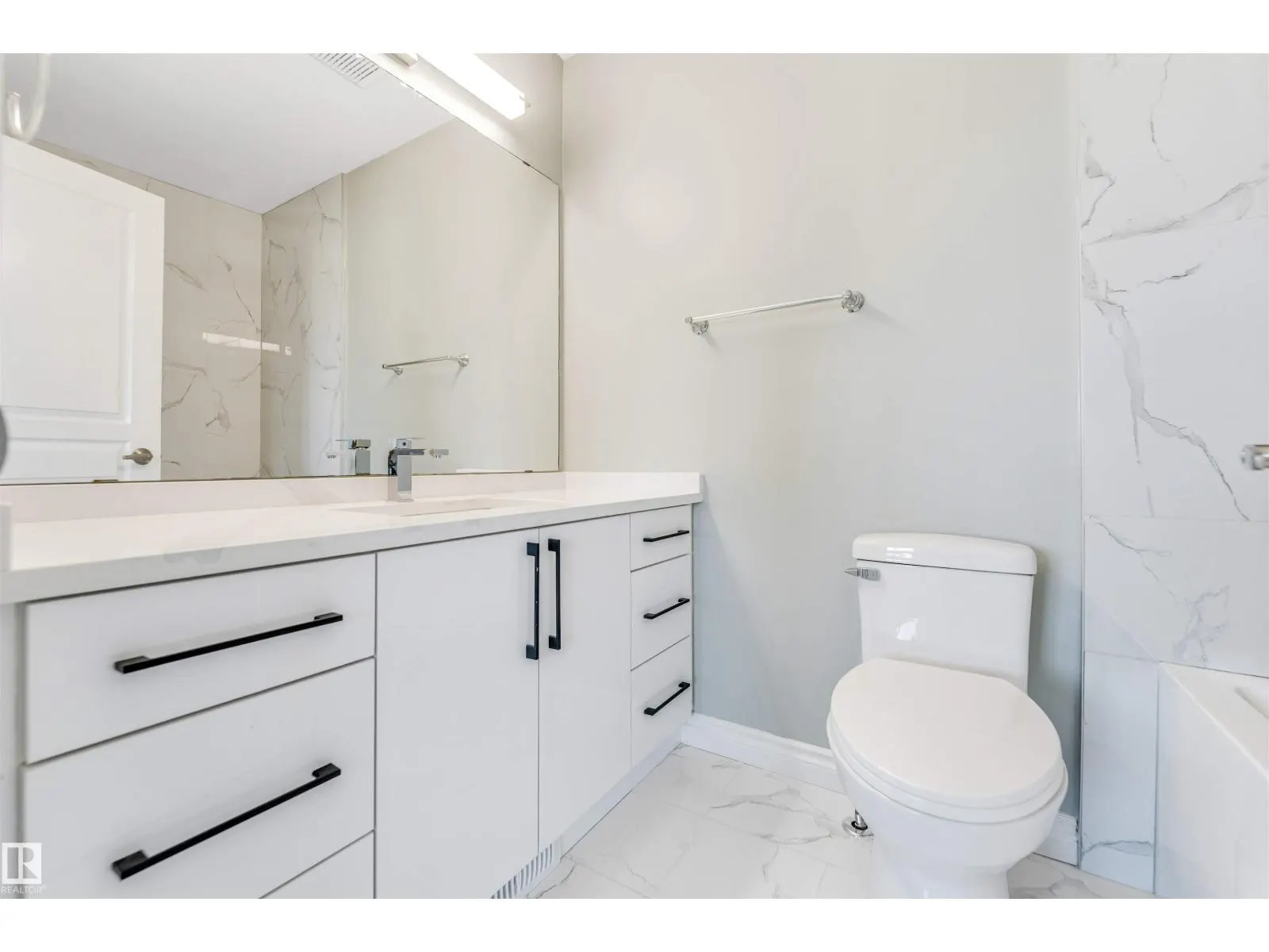 325 Jilling Cres. NW