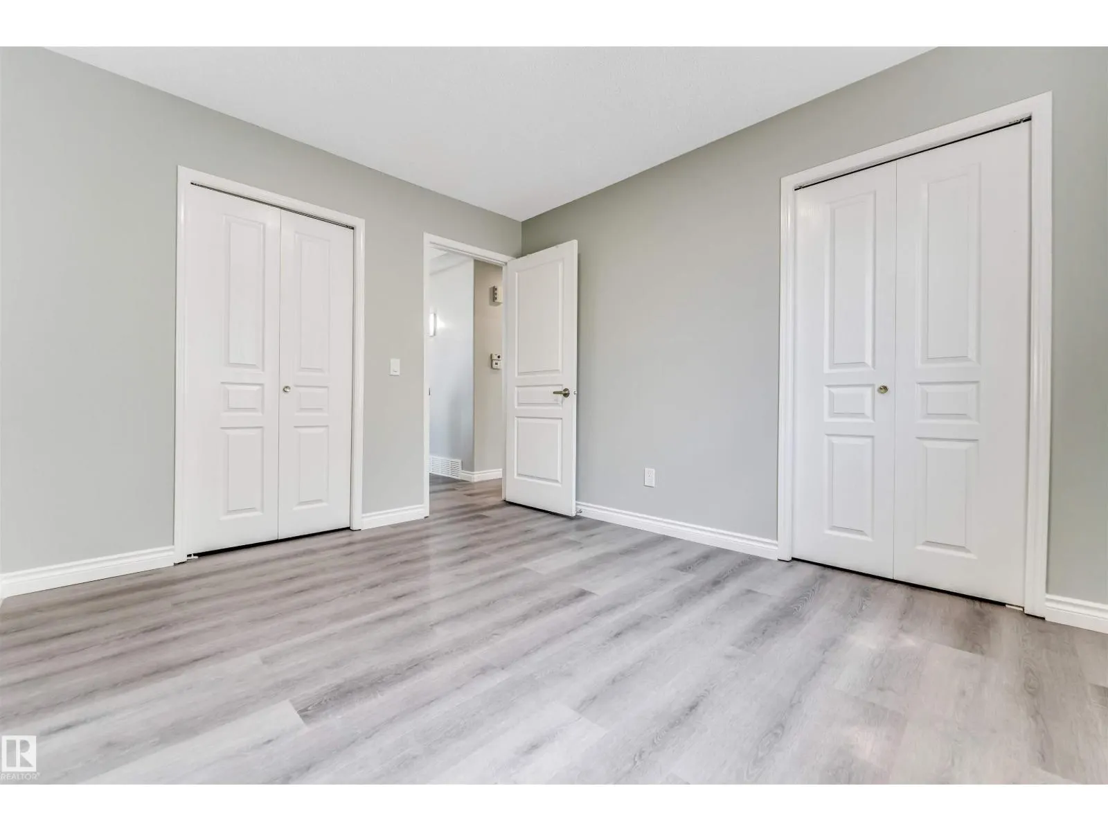 325 Jilling Cres. NW