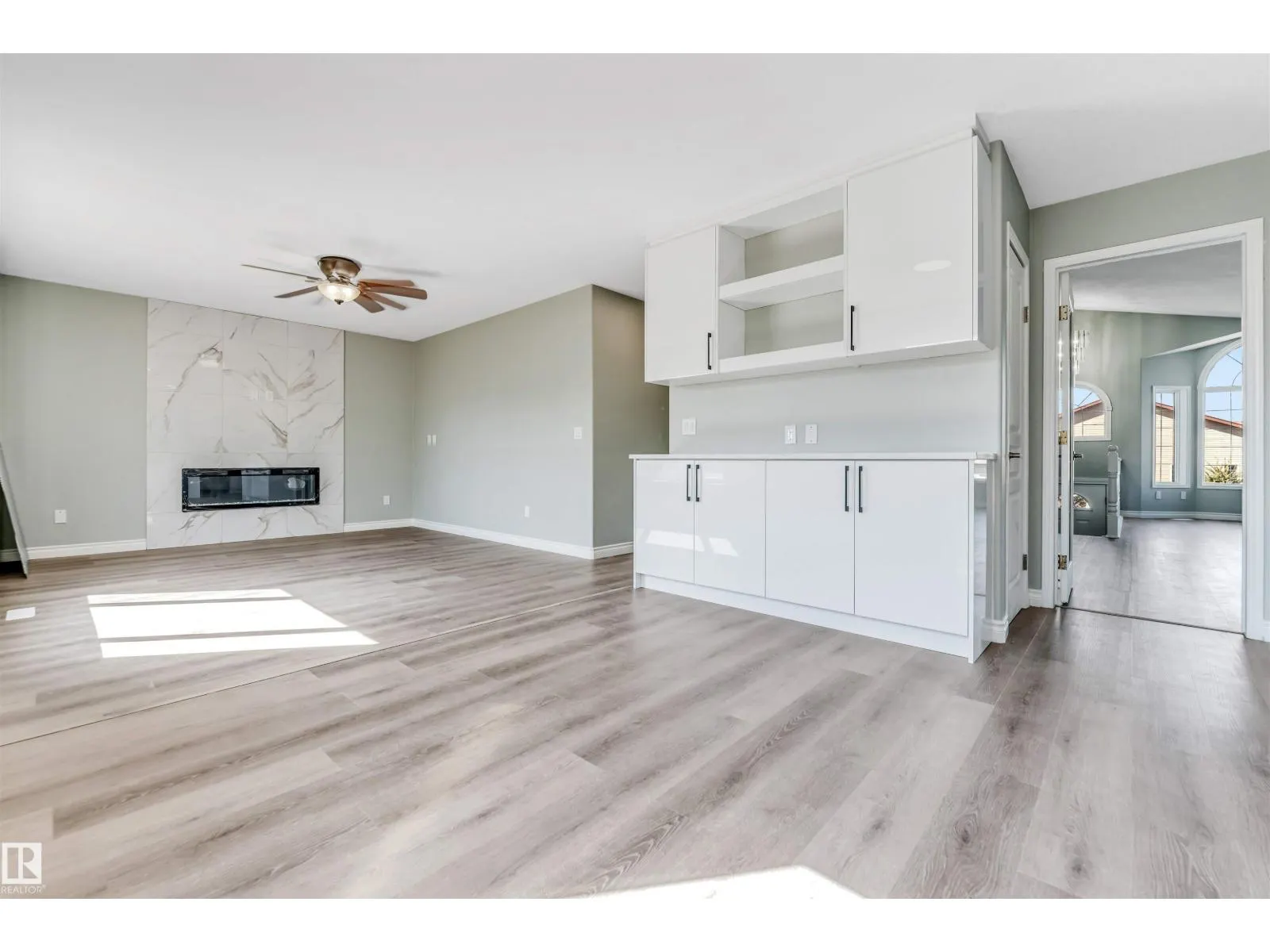 325 Jilling Cres. NW