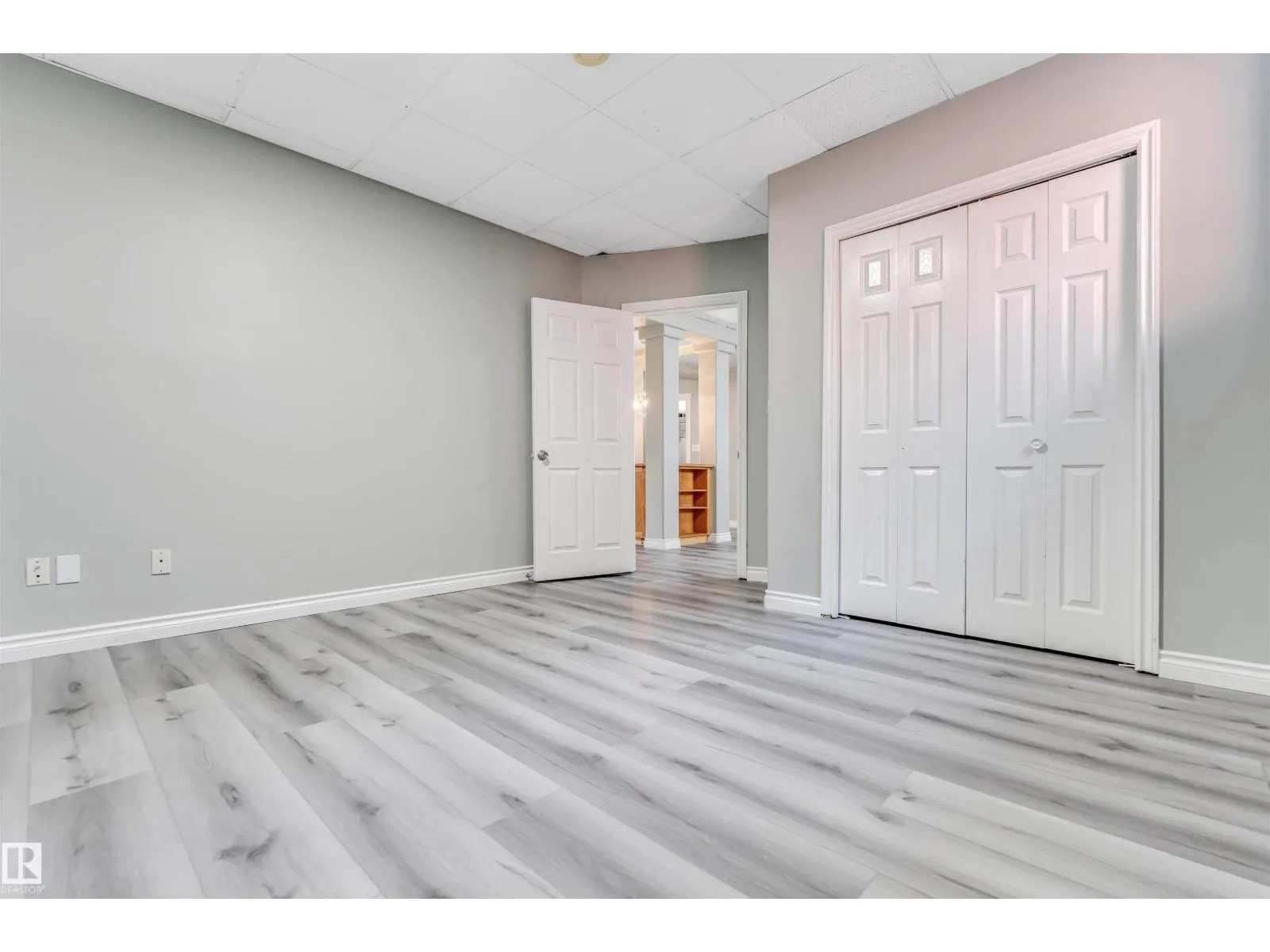 325 Jilling Cres. NW