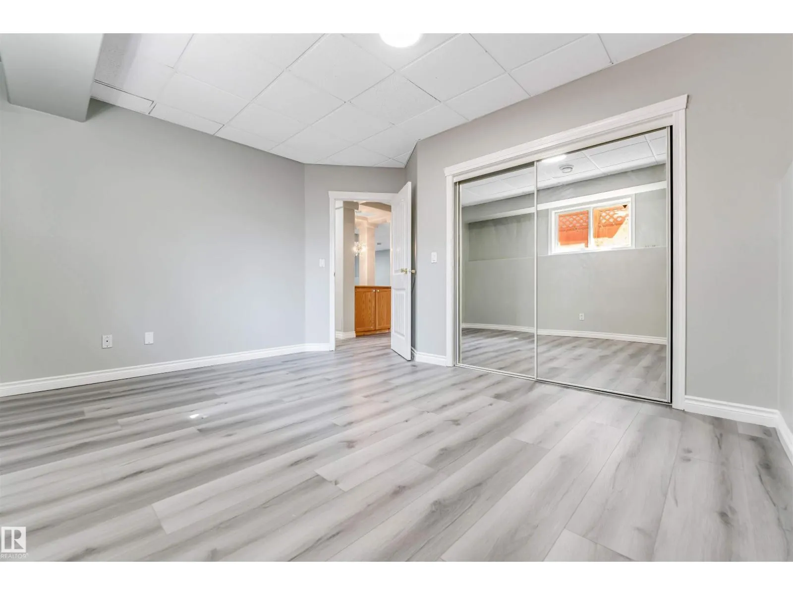 325 Jilling Cres. NW
