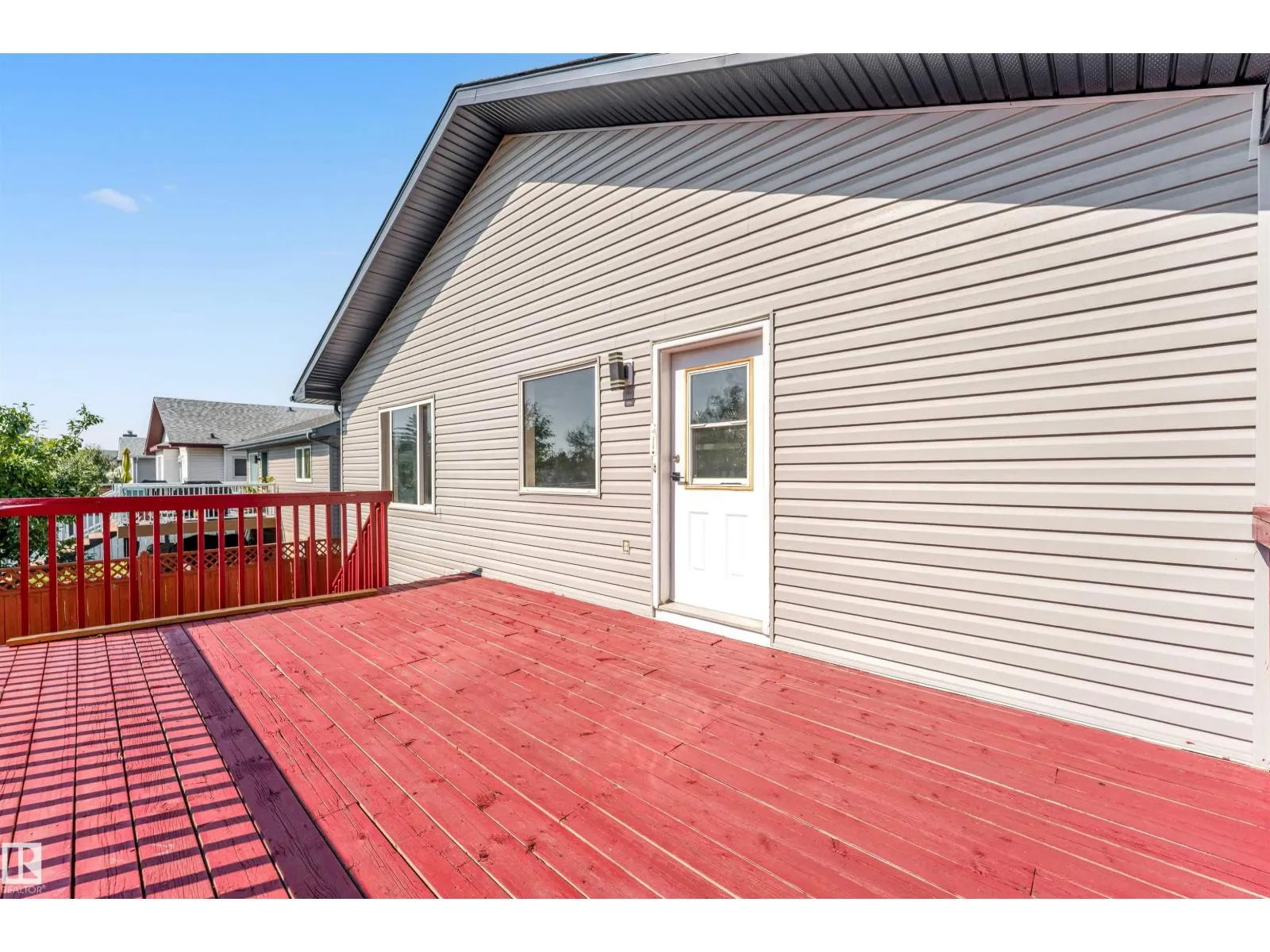 325 Jilling Cres. NW