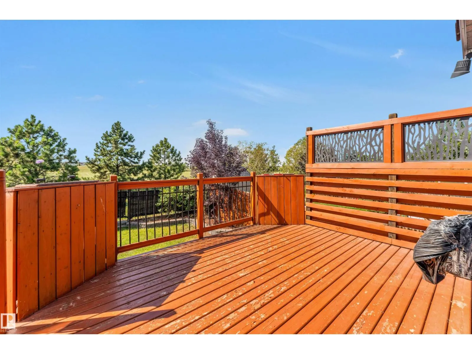 1920 69 St. SW