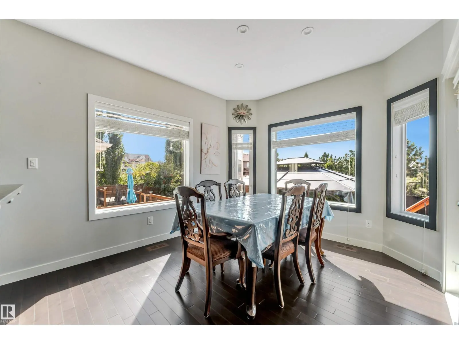 1920 69 St. SW