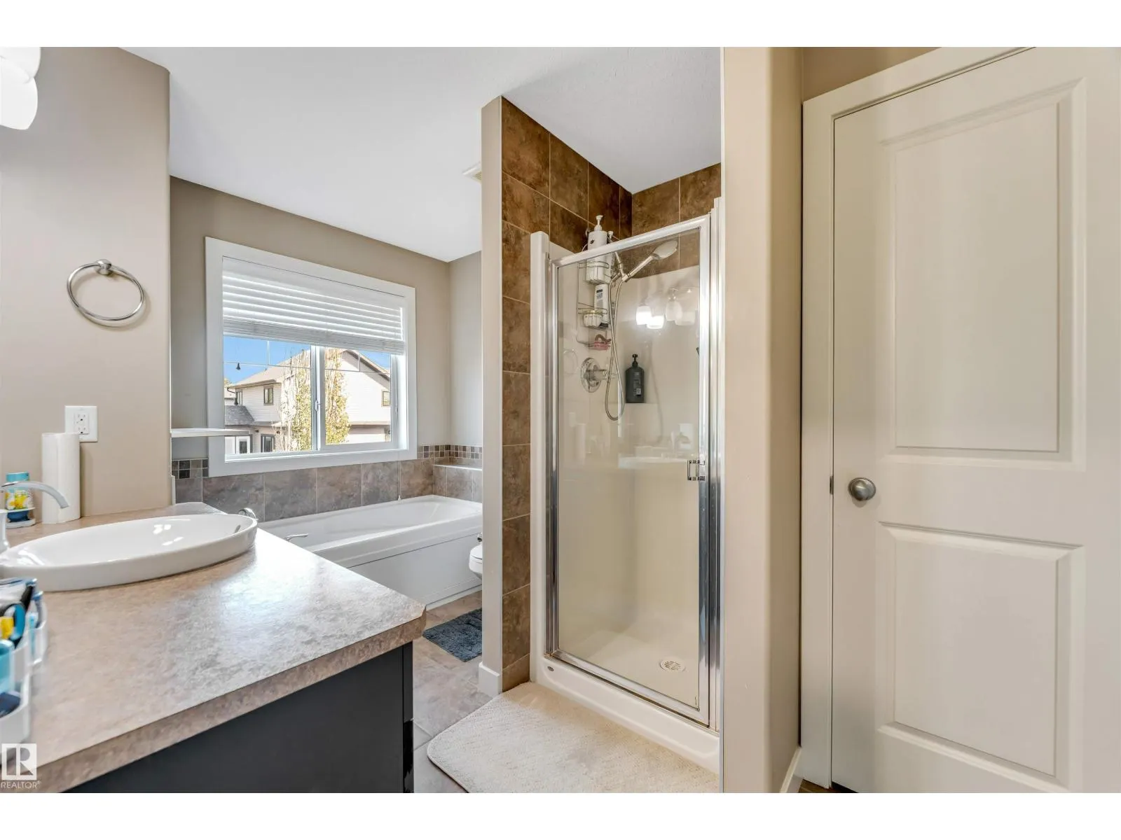 1920 69 St. SW