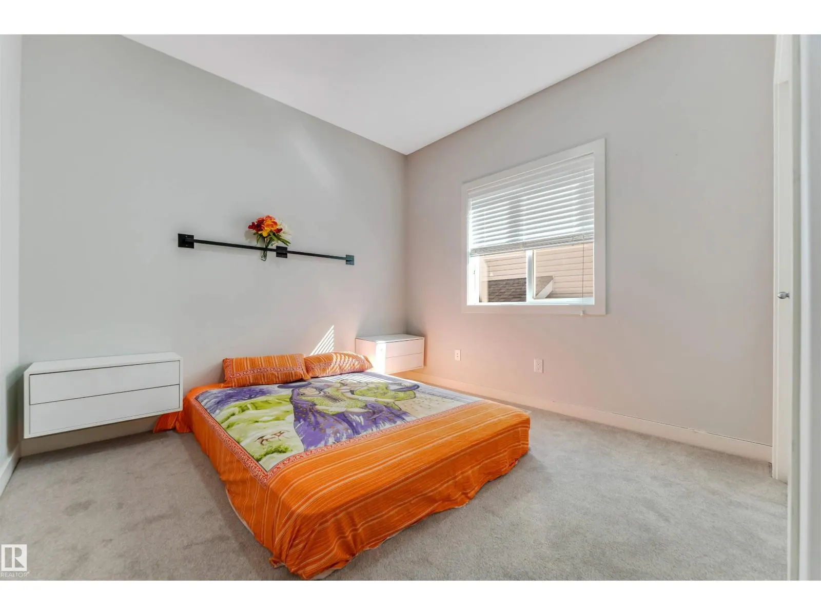 1920 69 St. SW