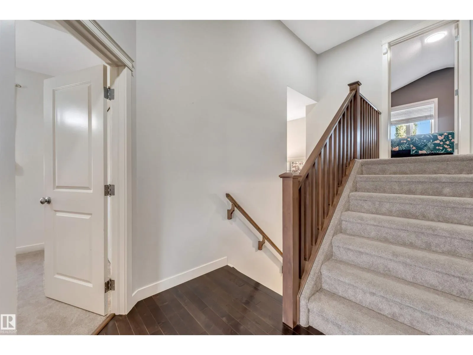 1920 69 St. SW