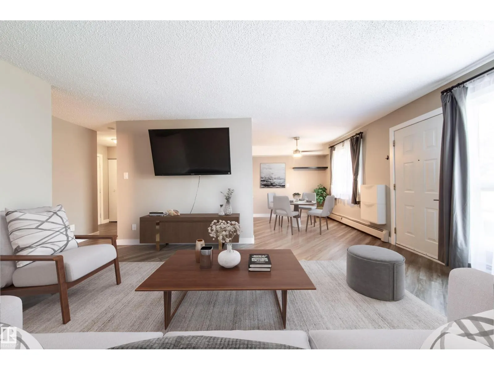 #117 6103 35A AV NW