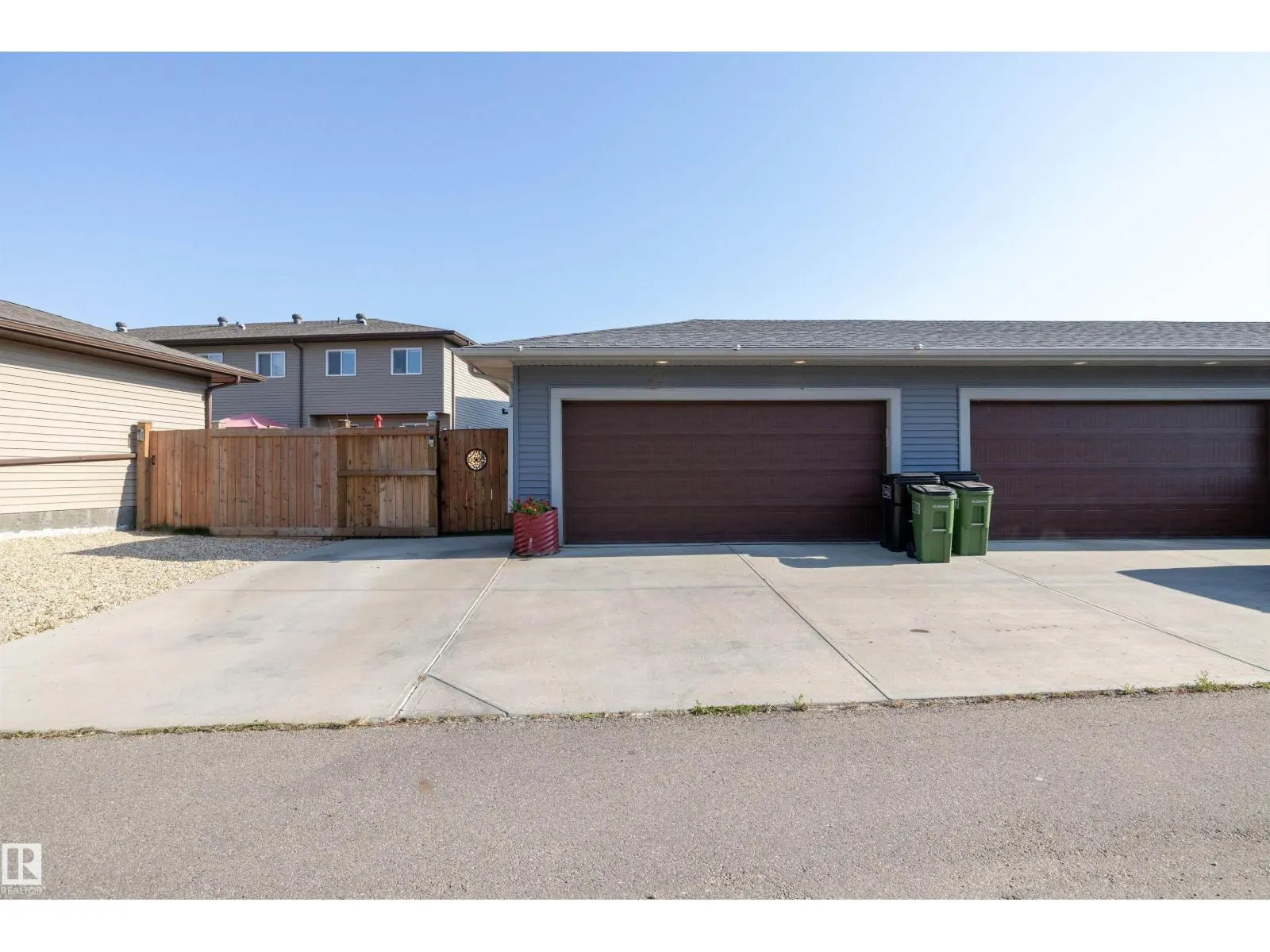 20112 27 AV NW