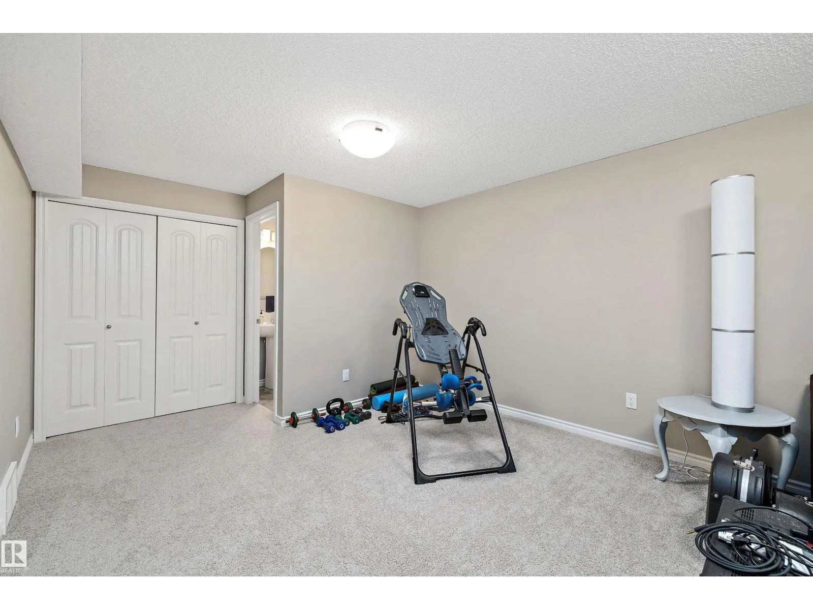 20112 27 AV NW