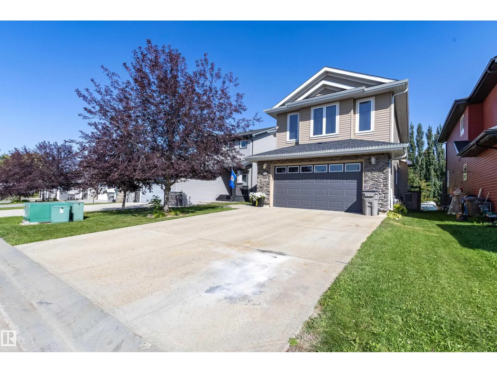 9 Southbridge Crescent