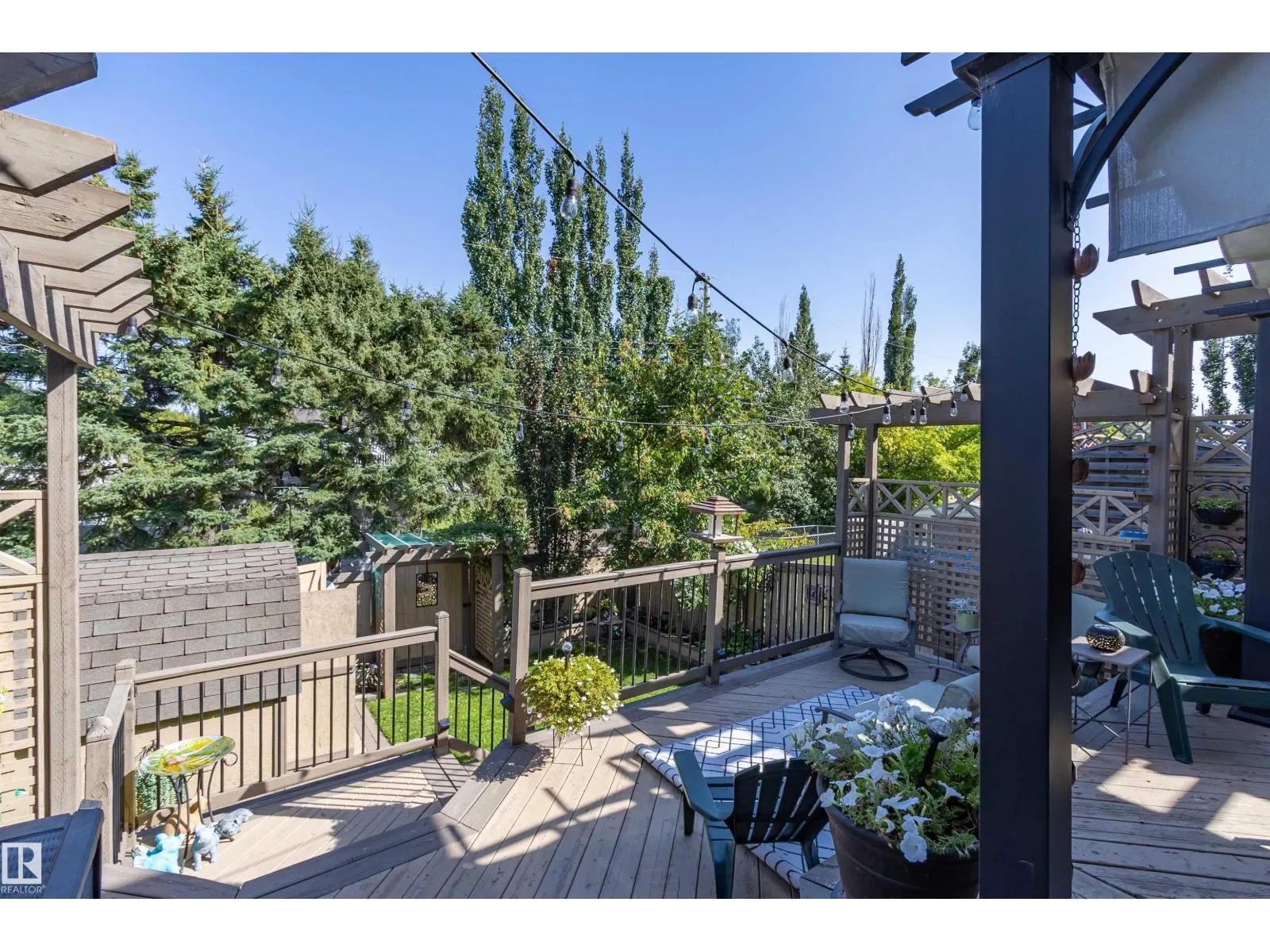 9 Southbridge Crescent