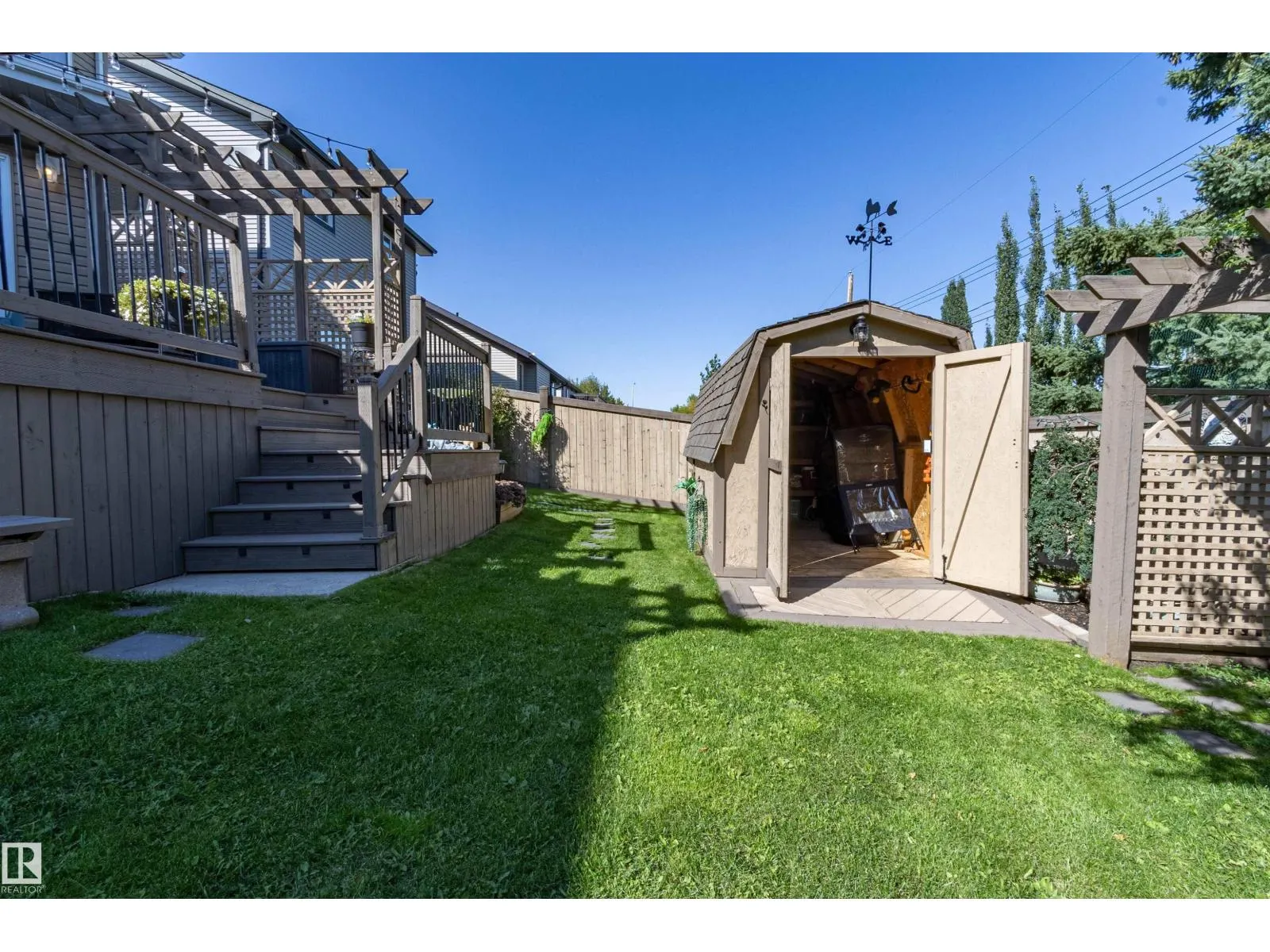 9 Southbridge Crescent