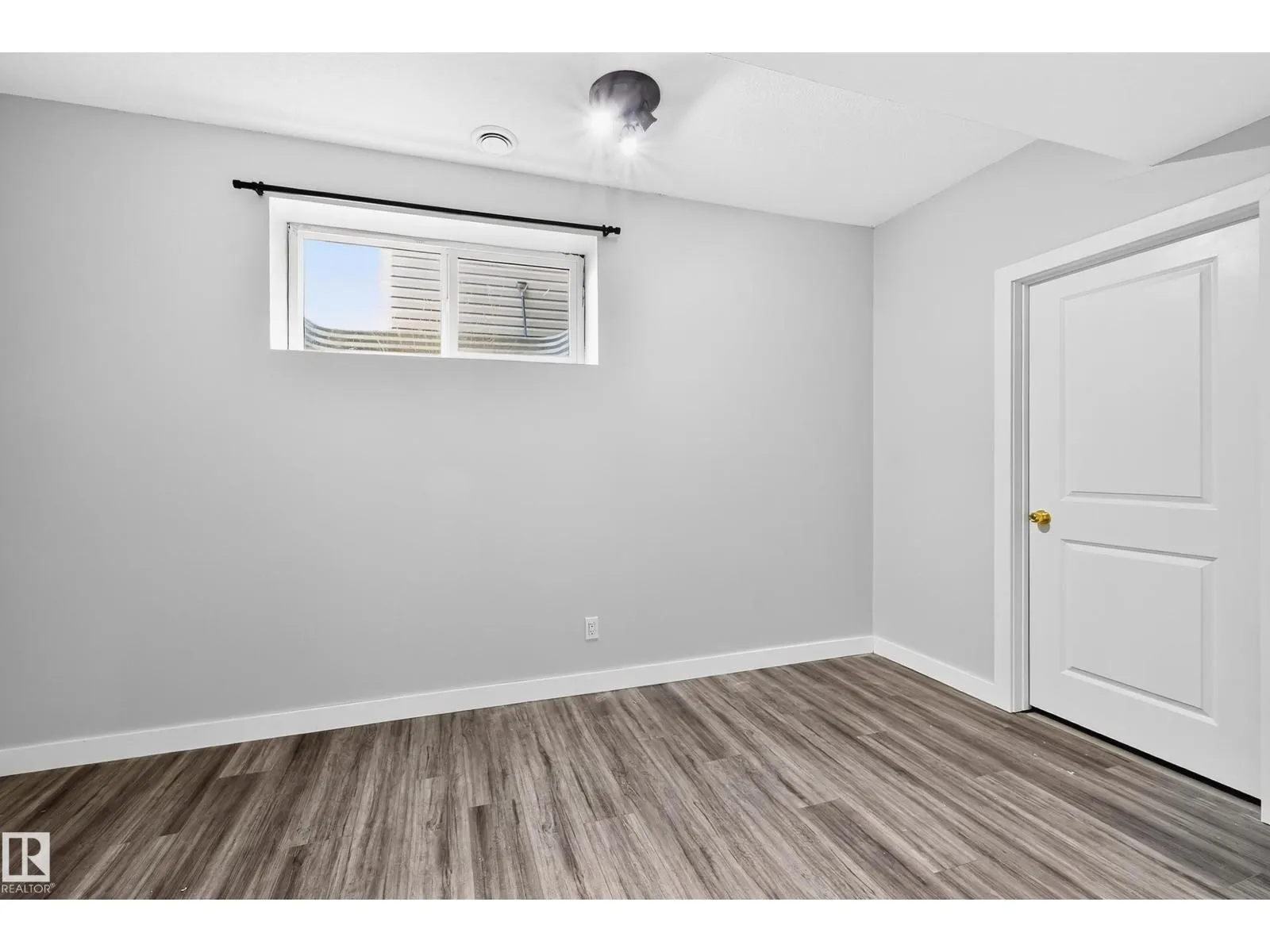 4710 35 ST