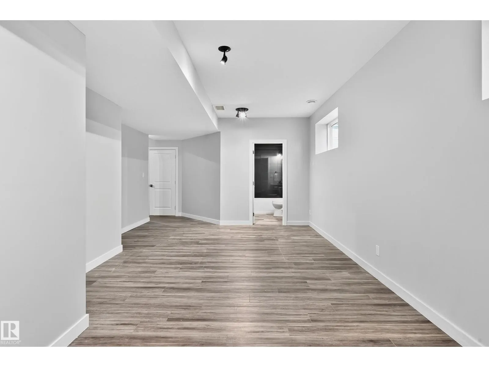 4710 35 ST