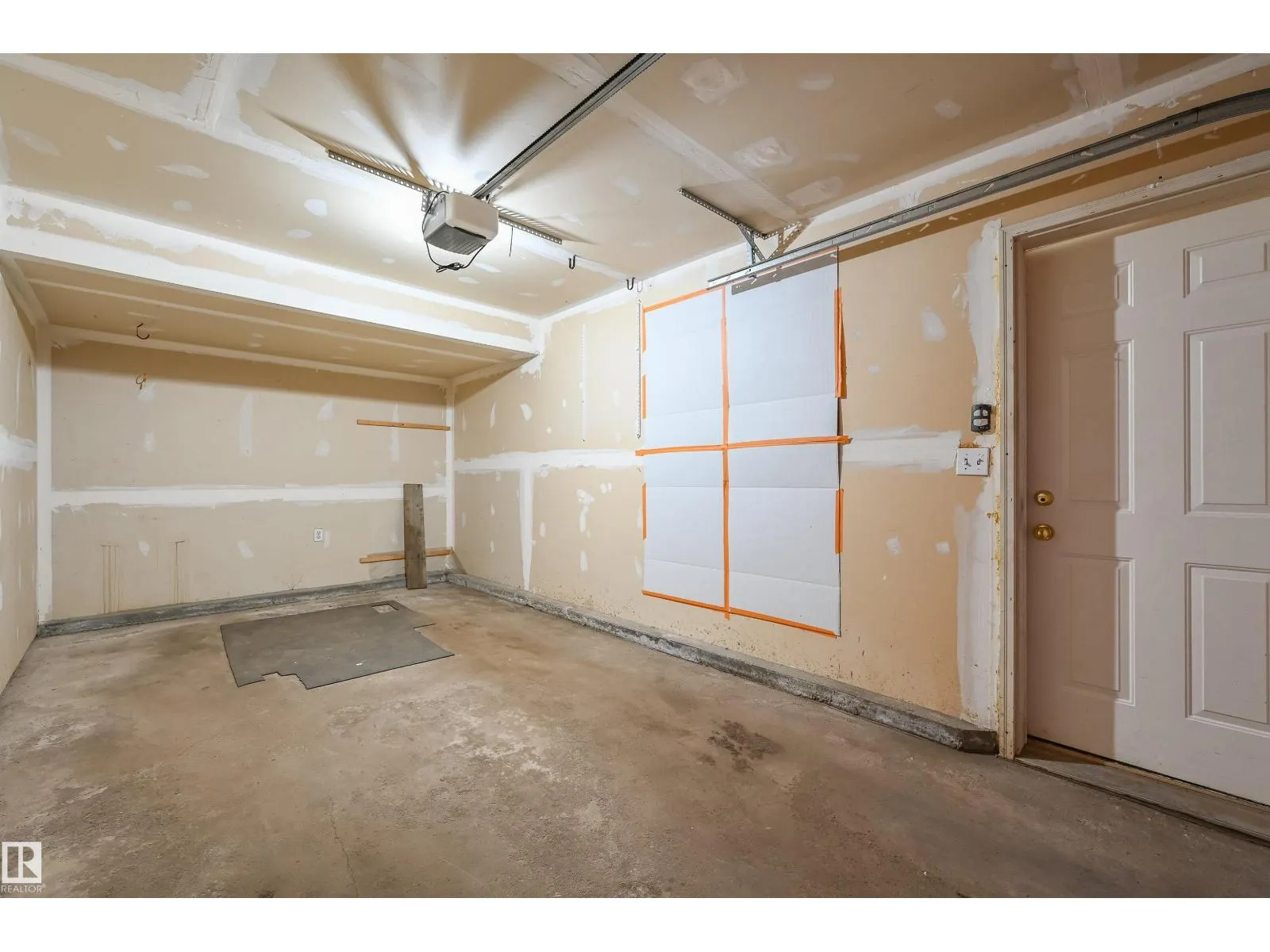 #3 15128 22 ST NW