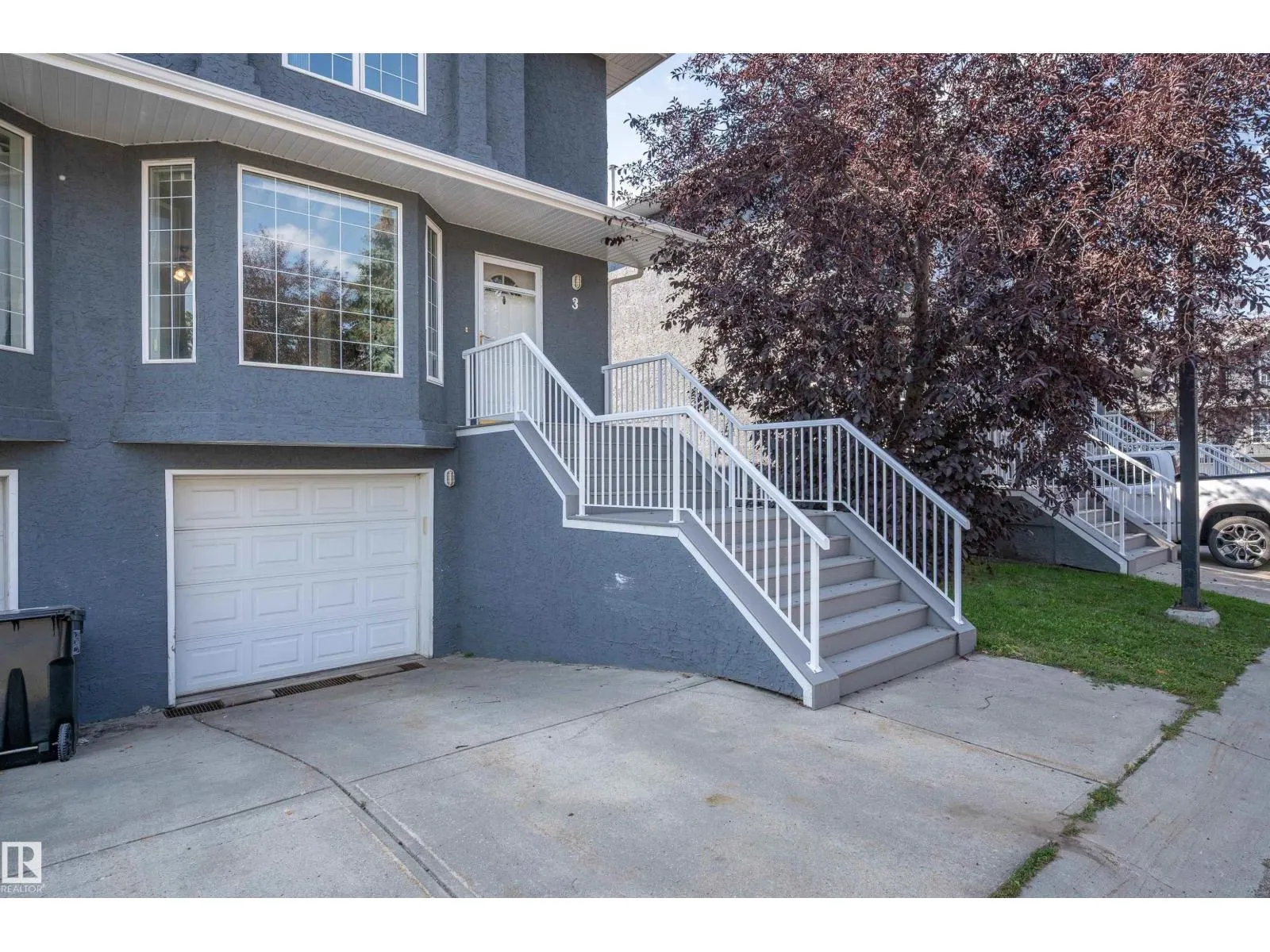 #3 15128 22 ST NW