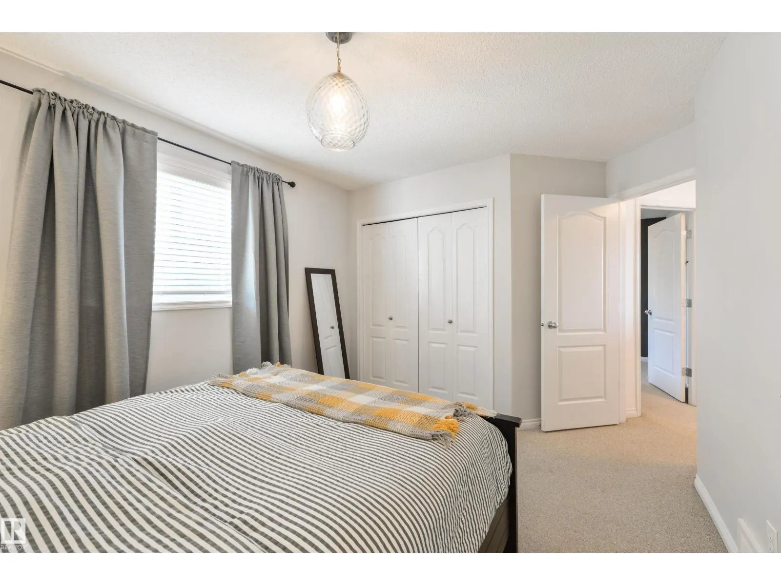 26 LEYLAND WY