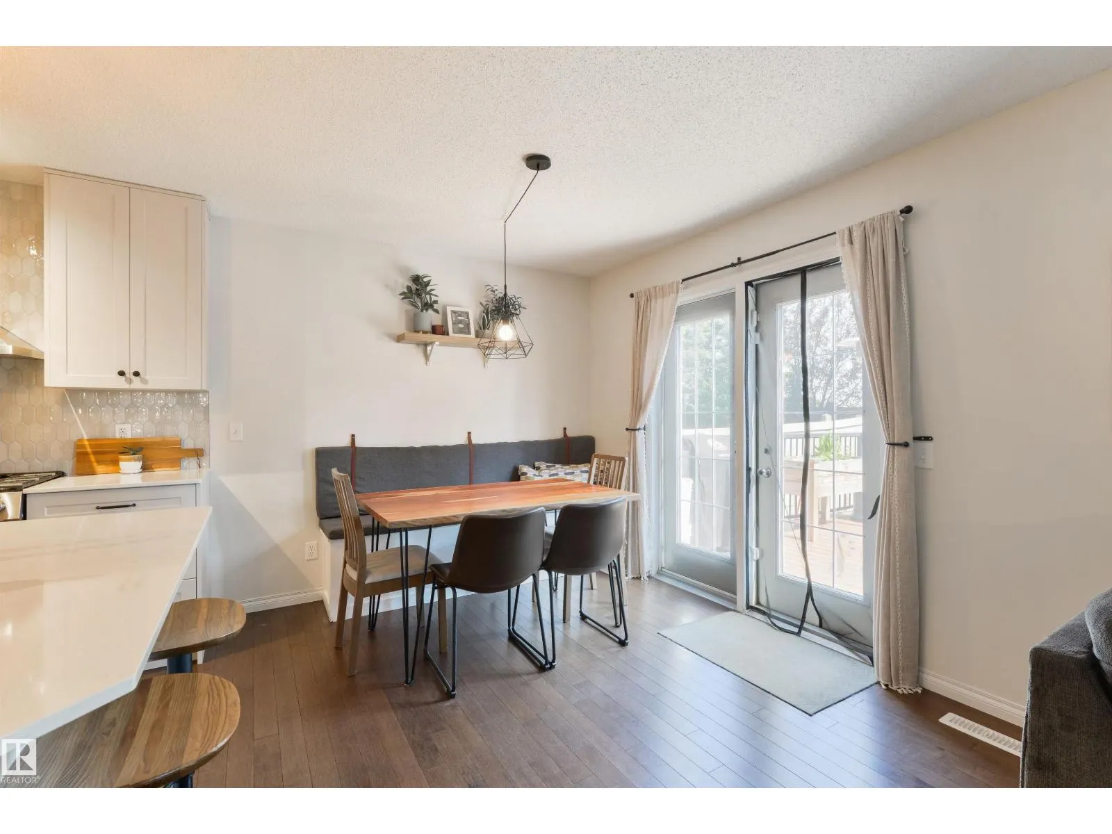 26 LEYLAND WY